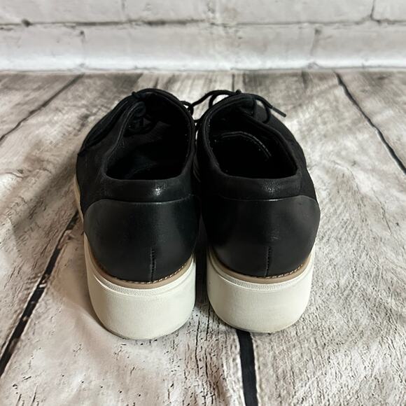 Clark’s Women’s Black Wedge Oxford Shoes, Size 8.5, Pre-owned - Picture 4 of 8